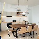 Apartahotel Melianthos