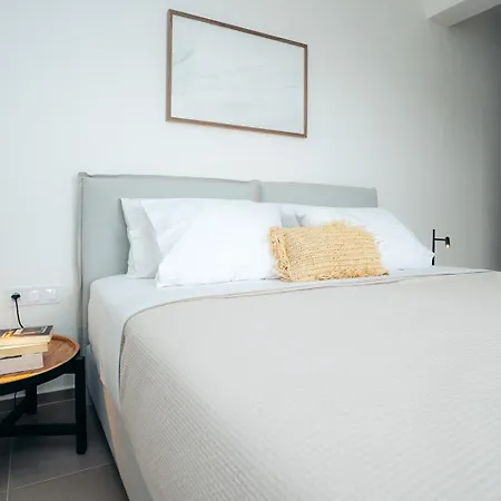 Apartahotel Melianthos 4*