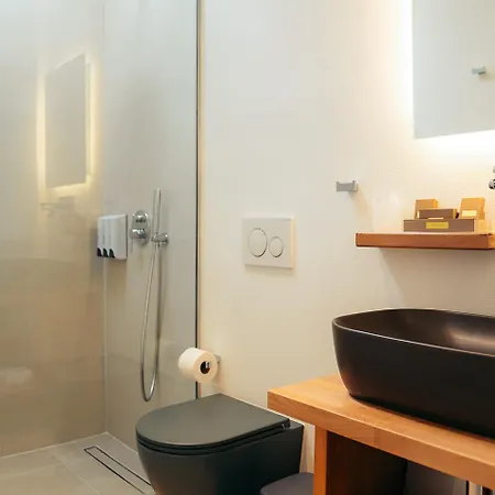 شقة فندقية Melianthos 4*