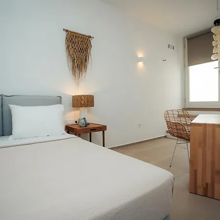 Melianthos 4*