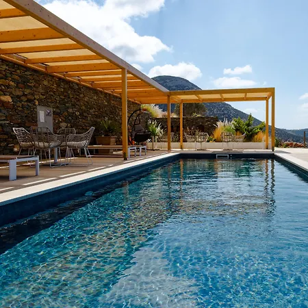 Ξενοδοχείο με διαμερίσματα Melianthos 4*